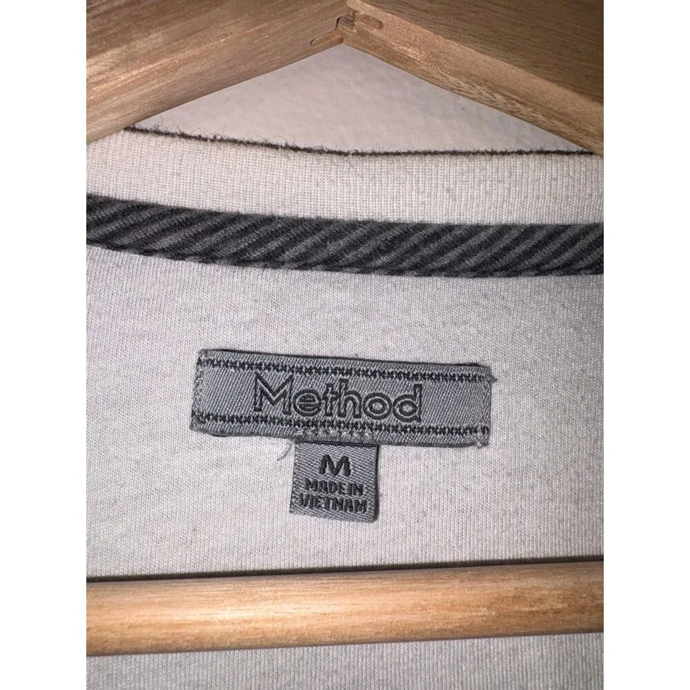 Super Soft Vintage Method Men’s Sweater - Size Medium
